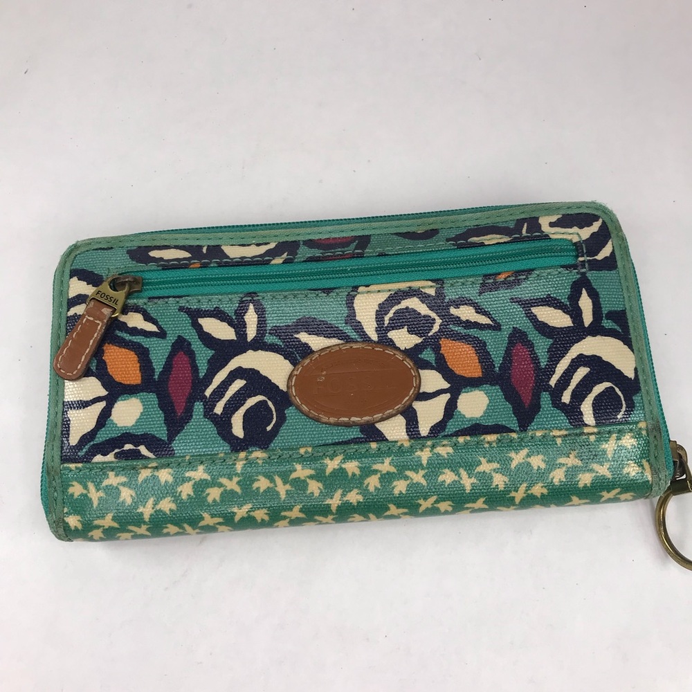 Fossil Coated Canvas Teal Blue Floral Zip Around Full Size Clutch Wallet